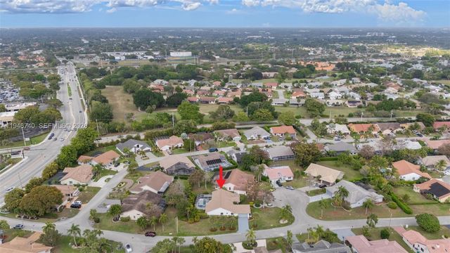 7901 NW 86th Ter, Tamarac, FL 33321