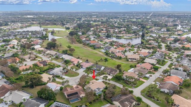 7901 NW 86th Ter, Tamarac, FL 33321