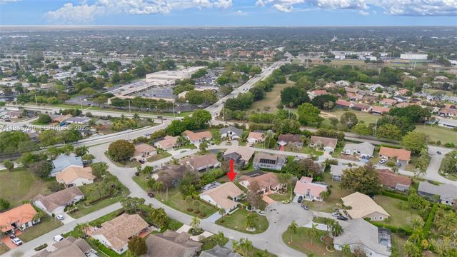 7901 NW 86th Ter, Tamarac, FL 33321