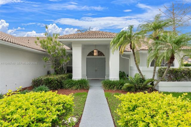 7901 NW 86th Ter, Tamarac, FL 33321