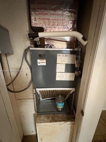 4183 Palm Bay Cir A, West Palm Beach, FL 33406