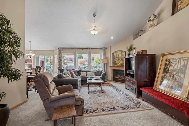 517 W Bolan Ave, Spokane, WA 99224