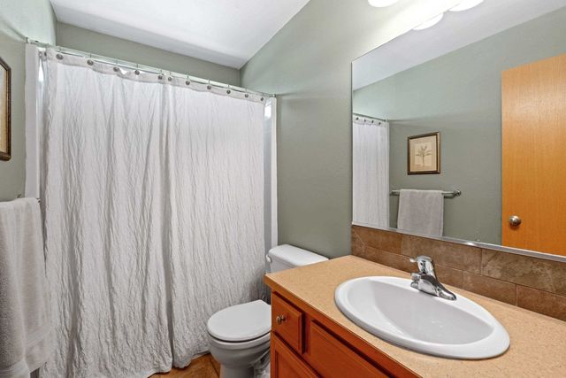 517 W Bolan Ave, Spokane, WA 99224