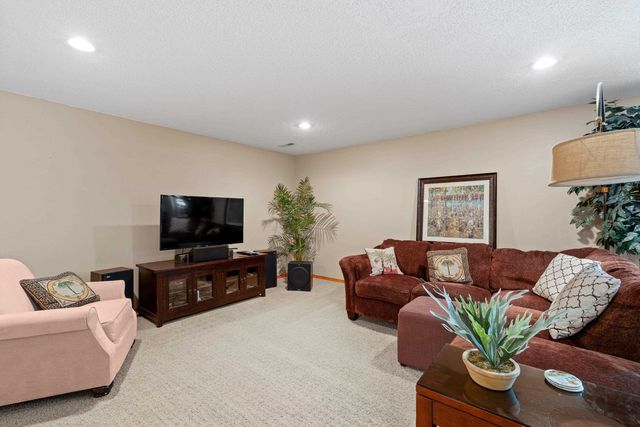 517 W Bolan Ave, Spokane, WA 99224
