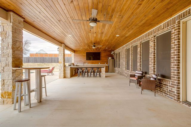 8895 Hutcheson Hill Road, Springtown, TX 76082