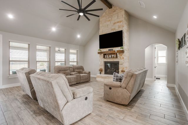 8895 Hutcheson Hill Road, Springtown, TX 76082