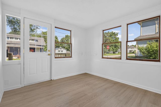 367 S Chillicothe Street, Plain City, OH 43064
