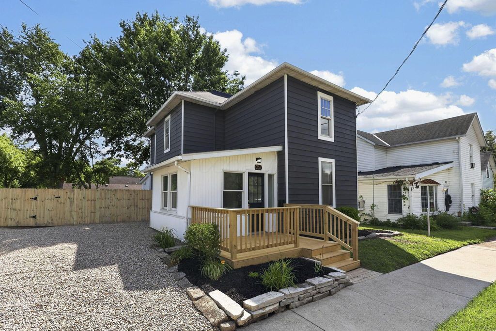 367 S Chillicothe Street, Plain City, OH 43064