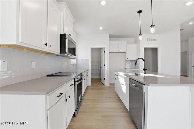 104 Manchester Court, La Grange, NC 28551