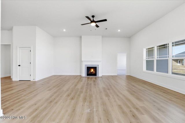 104 Manchester Court, La Grange, NC 28551