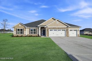 104 Manchester Court, La Grange, NC 28551