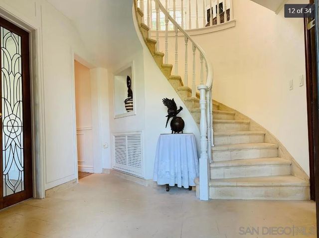 2400 Benedict Canyon Dr, Beverly Hills, CA 90210