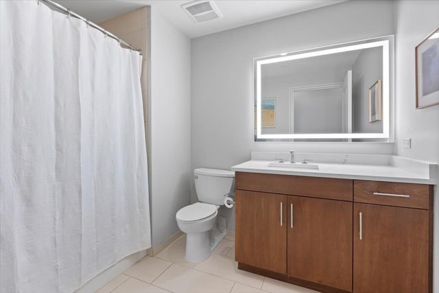 850 N Lake Shore Drive 510, Chicago, IL 60611