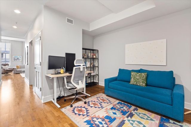 850 N Lake Shore Drive 510, Chicago, IL 60611