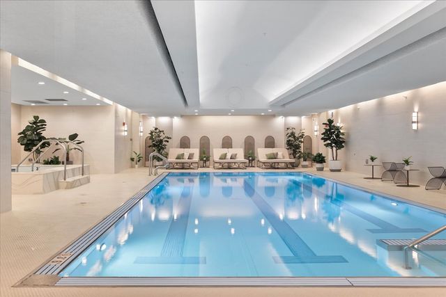 850 N Lake Shore Drive 510, Chicago, IL 60611