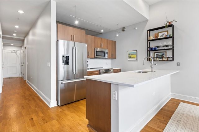 850 N Lake Shore Drive 510, Chicago, IL 60611