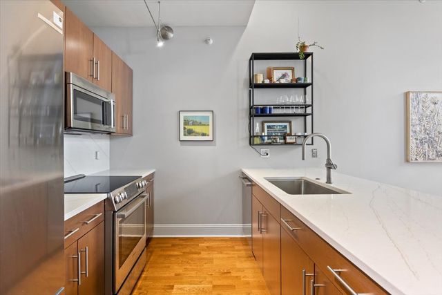 850 N Lake Shore Drive 510, Chicago, IL 60611