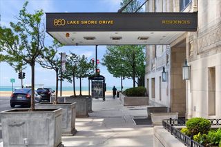 850 N Lake Shore Drive 510, Chicago, IL 60611