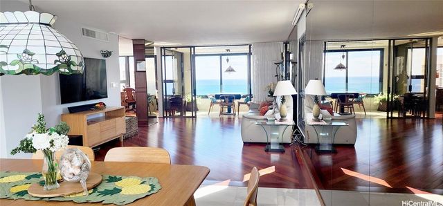 1650 Ala Moana Boulevard 3801, Honolulu, HI 96815