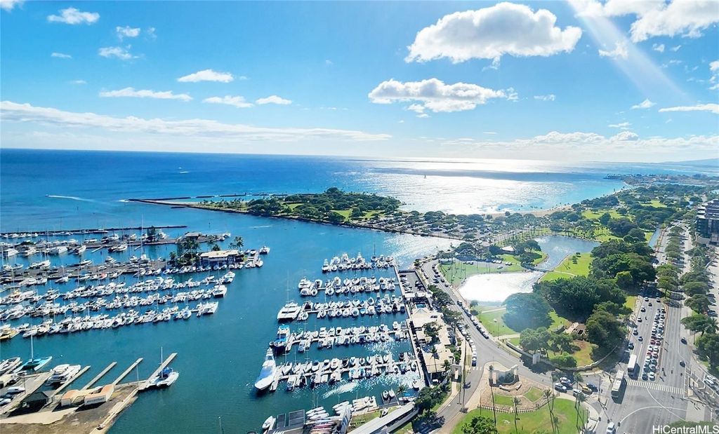 1650 Ala Moana Boulevard 3801, Honolulu, HI 96815