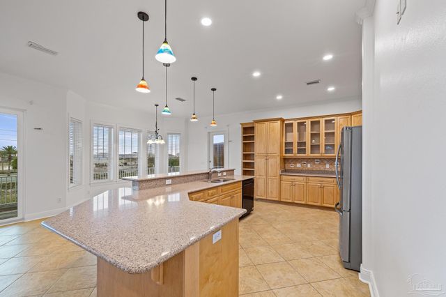 906 Panferio Dr, Pensacola Beach, FL 32561