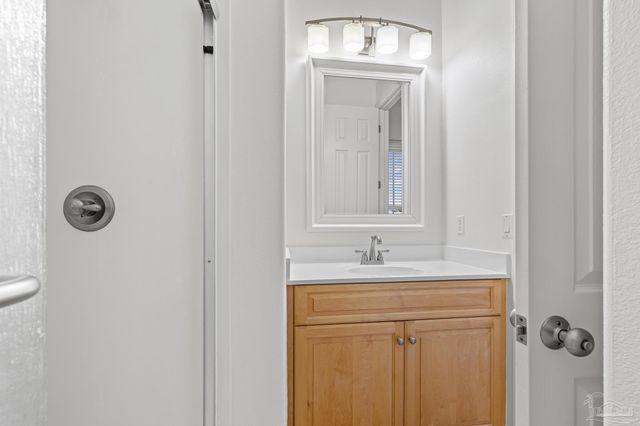 906 Panferio Dr, Pensacola Beach, FL 32561