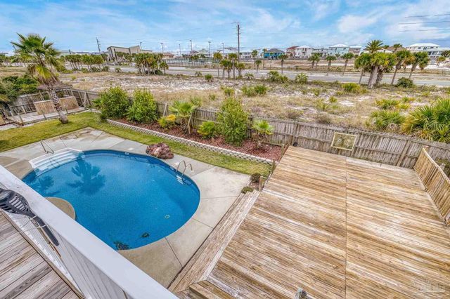 906 Panferio Dr, Pensacola Beach, FL 32561