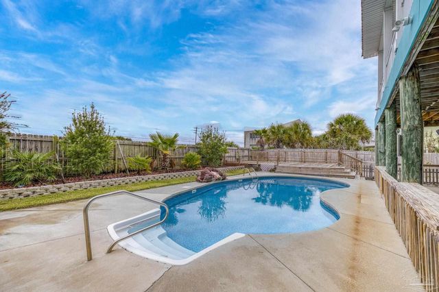 906 Panferio Dr, Pensacola Beach, FL 32561