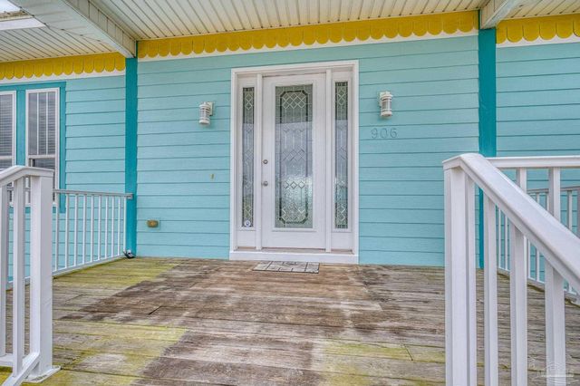 906 Panferio Dr, Pensacola Beach, FL 32561