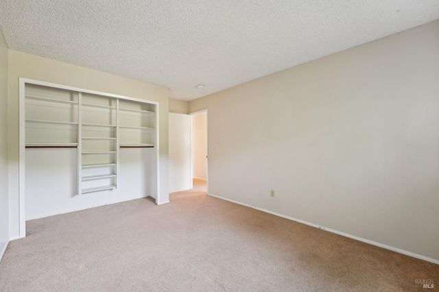 4808 Westminster Pl, Santa Rosa, CA 95405