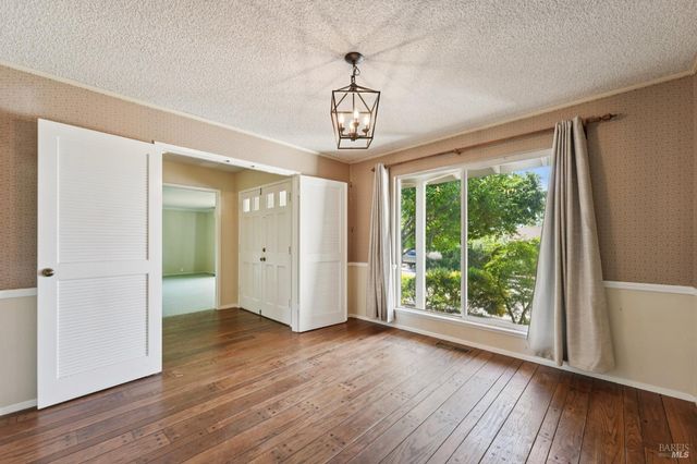 4808 Westminster Pl, Santa Rosa, CA 95405