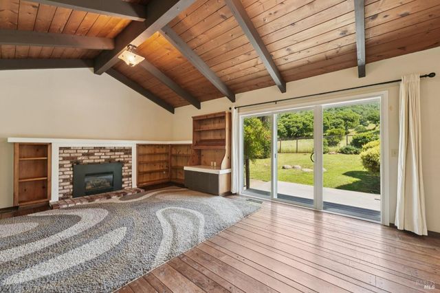 4808 Westminster Pl, Santa Rosa, CA 95405