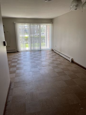 4039 Saratoga Avenue C101, Downers Grove, IL 60515