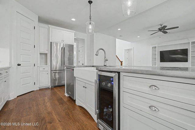 4493 Pleasant Breeze Drive, Olive Branch, MS 38654