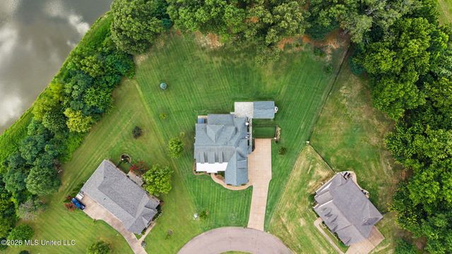 4493 Pleasant Breeze Drive, Olive Branch, MS 38654