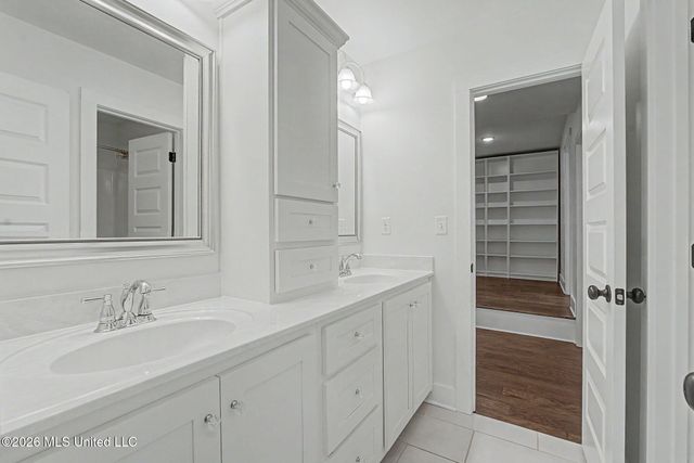 4493 Pleasant Breeze Drive, Olive Branch, MS 38654