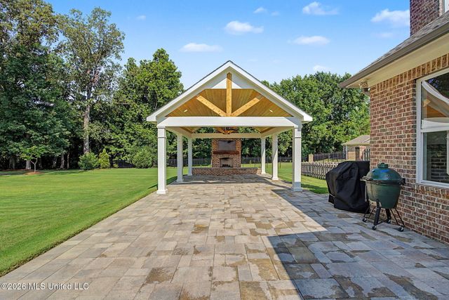 4493 Pleasant Breeze Drive, Olive Branch, MS 38654