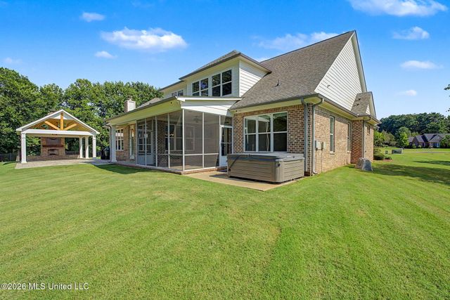 4493 Pleasant Breeze Drive, Olive Branch, MS 38654