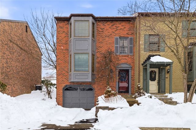 110 crosswinds lane, Murrysville, PA 15668