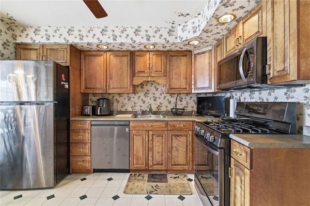 110 crosswinds lane, Murrysville, PA 15668