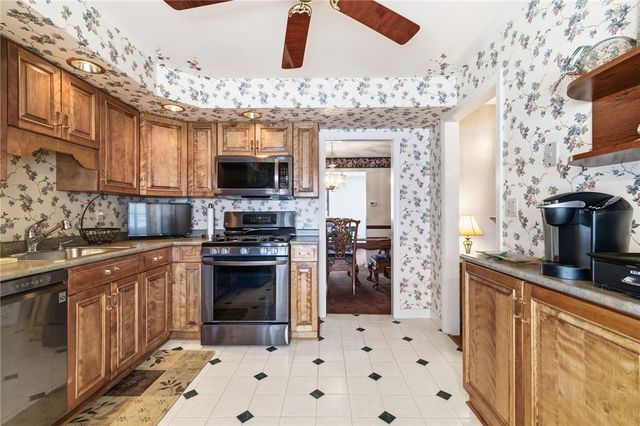 110 crosswinds lane, Murrysville, PA 15668