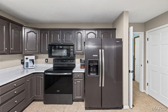 630 Aladar Drive, O'fallon, IL 62269