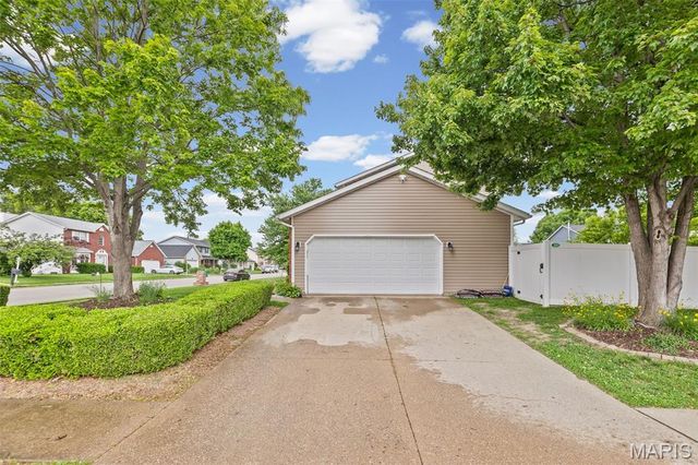 630 Aladar Drive, O'fallon, IL 62269