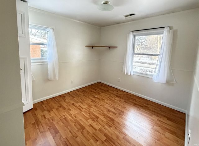 3421 N Windcrest Drive, Bloomington, IN 47404