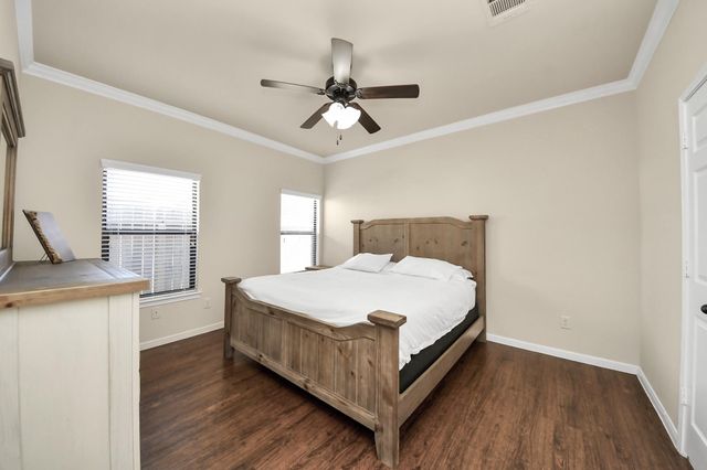 6638 Sharpstone Creek Lane, Houston, TX 77084