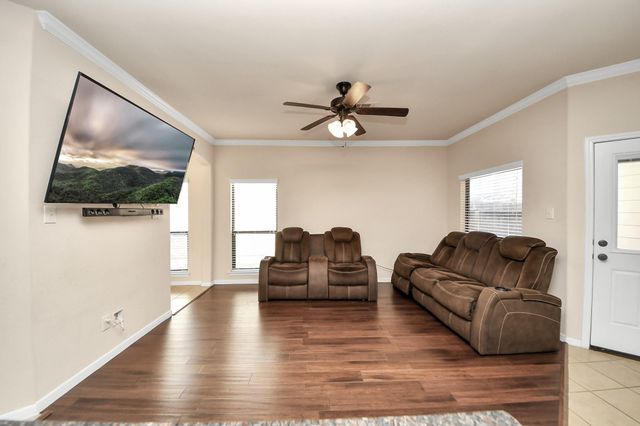 6638 Sharpstone Creek Lane, Houston, TX 77084