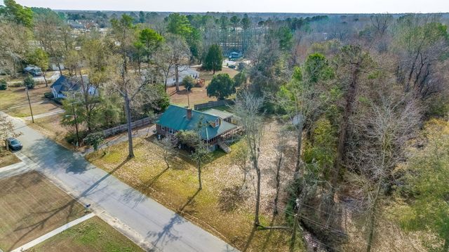 417 Dennis Avenue, Moncks Corner, SC 29461