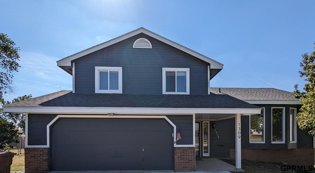 1309 Terry Drive, Bellevue, NE 68123