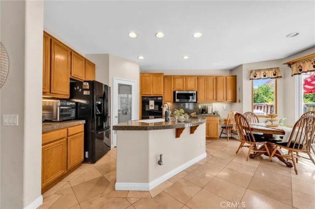 6874 Raspberry Court, Eastvale, CA 92880