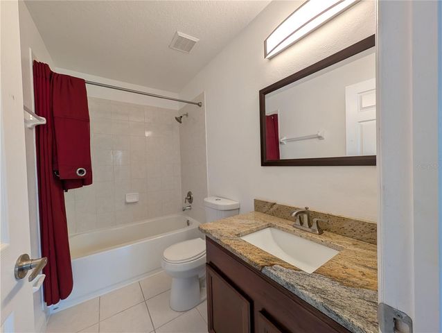 11674 DECLARATION DRIVE, Tampa, FL 33635